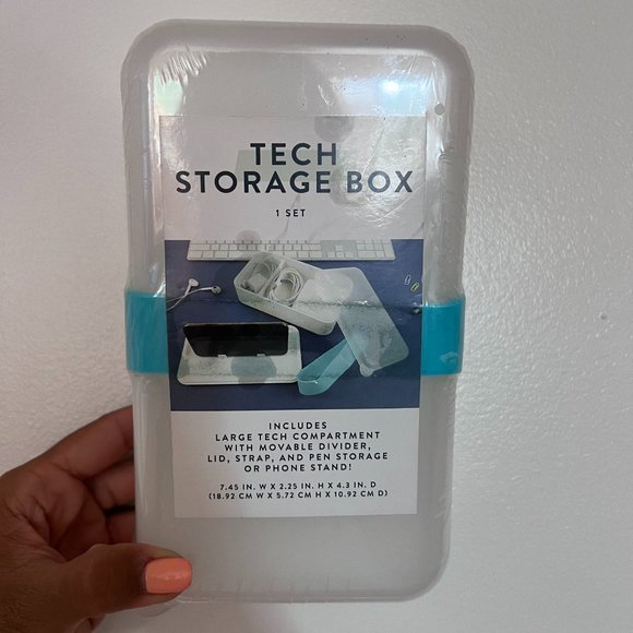 BULLSEYE PLAYGROUND TECH STORAGE BOX - Picture 1 of 3